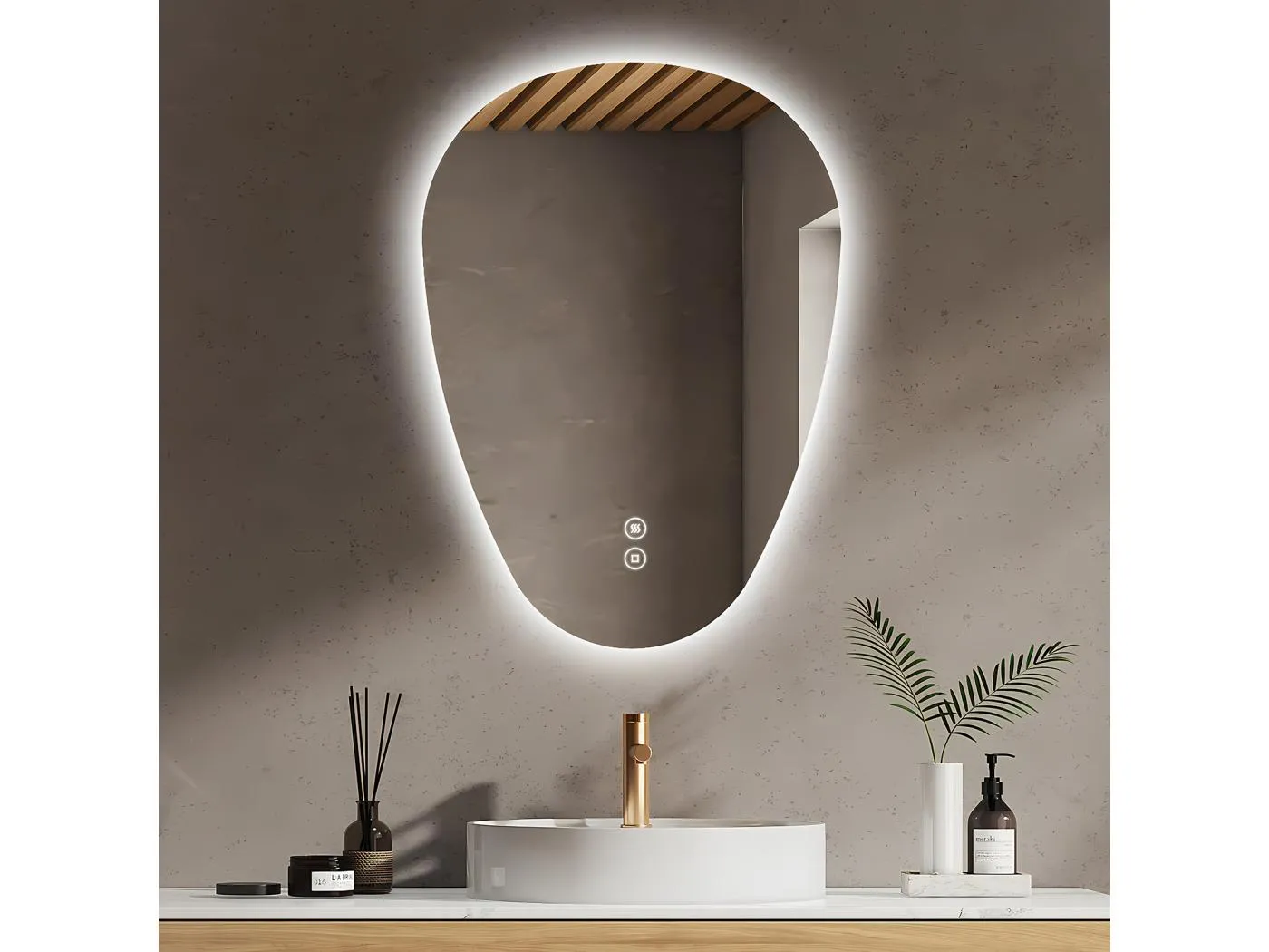 EMKE LED Badezimmerspiegel mit Beleuchtung, 80 x 60 cm, Asymmetrischer Spiegel, Touch-Schalter, 3 Lichtfarben Einstellbar, Antibeschlag