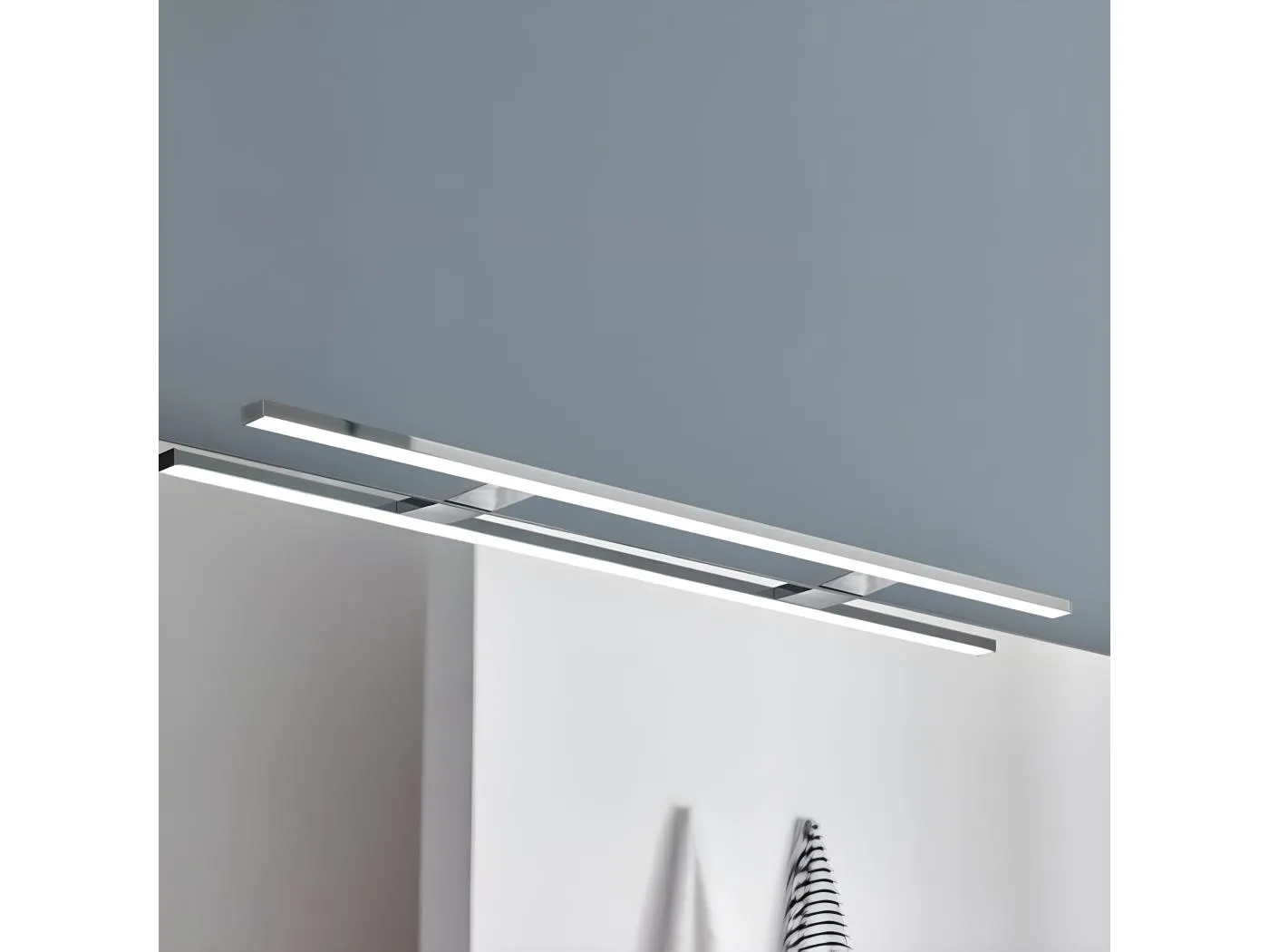 LED-Wandleuchte Badezimmer Celia 15W 968lm 5700K Aluminium und ABS rechteckige silberne IP44