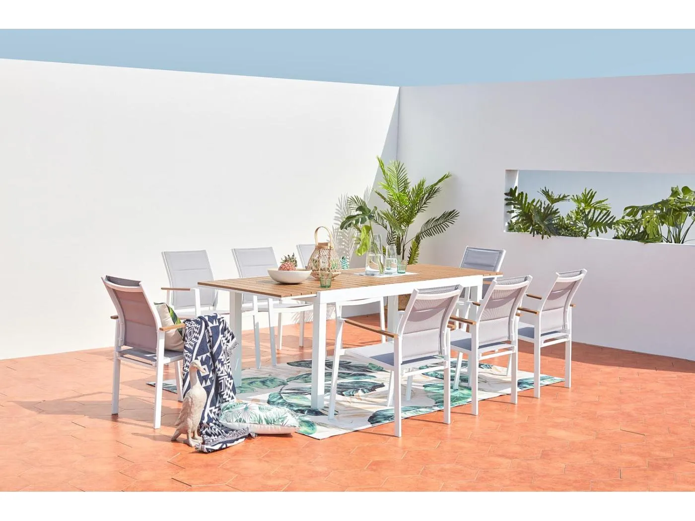 8-Sitzer Gartenmöbelset aus Aluminium und Holz TIJUANA