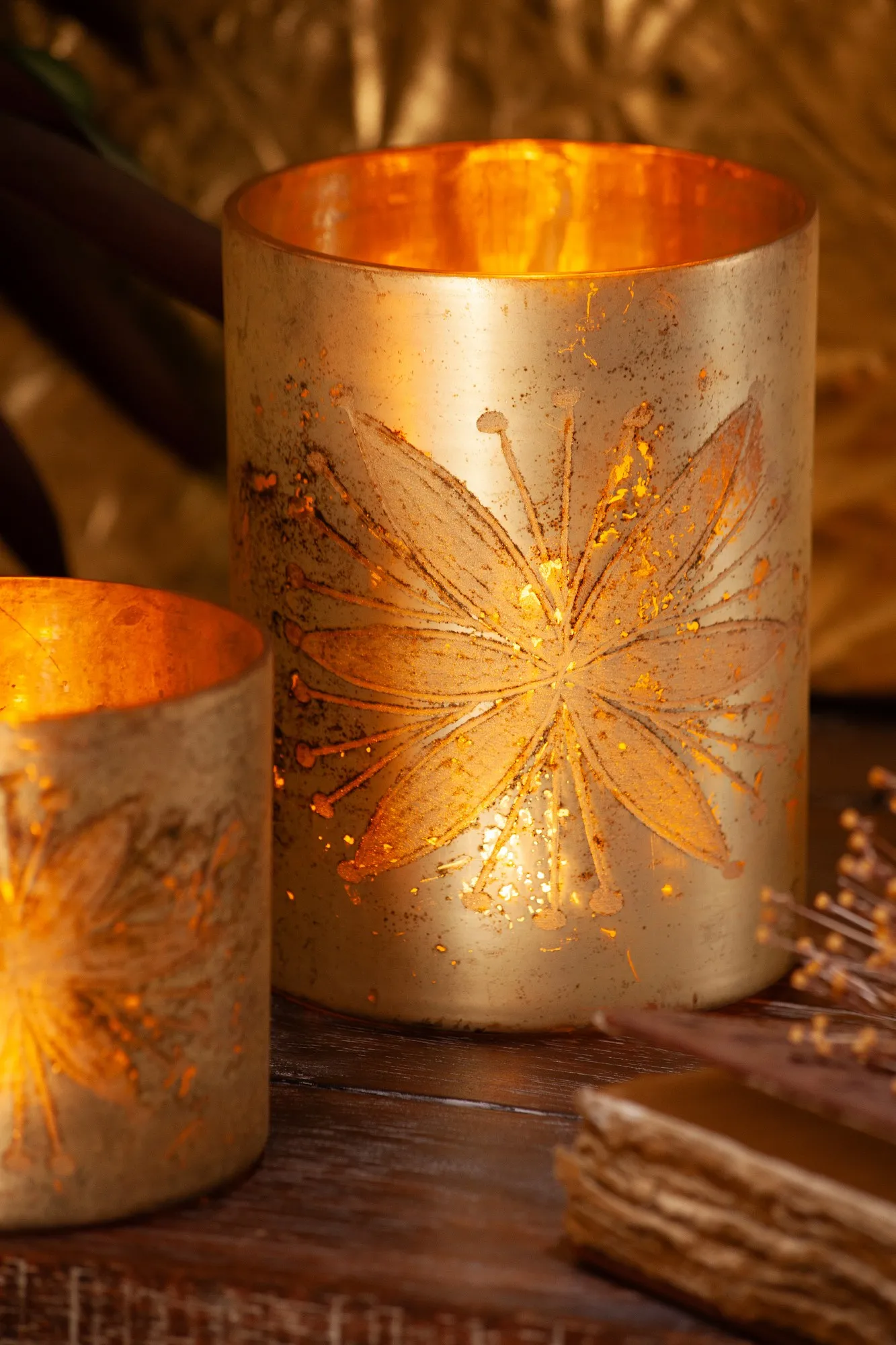 Windlicht 'Blume', antik gold, Ø 15 cm, H 20 cm