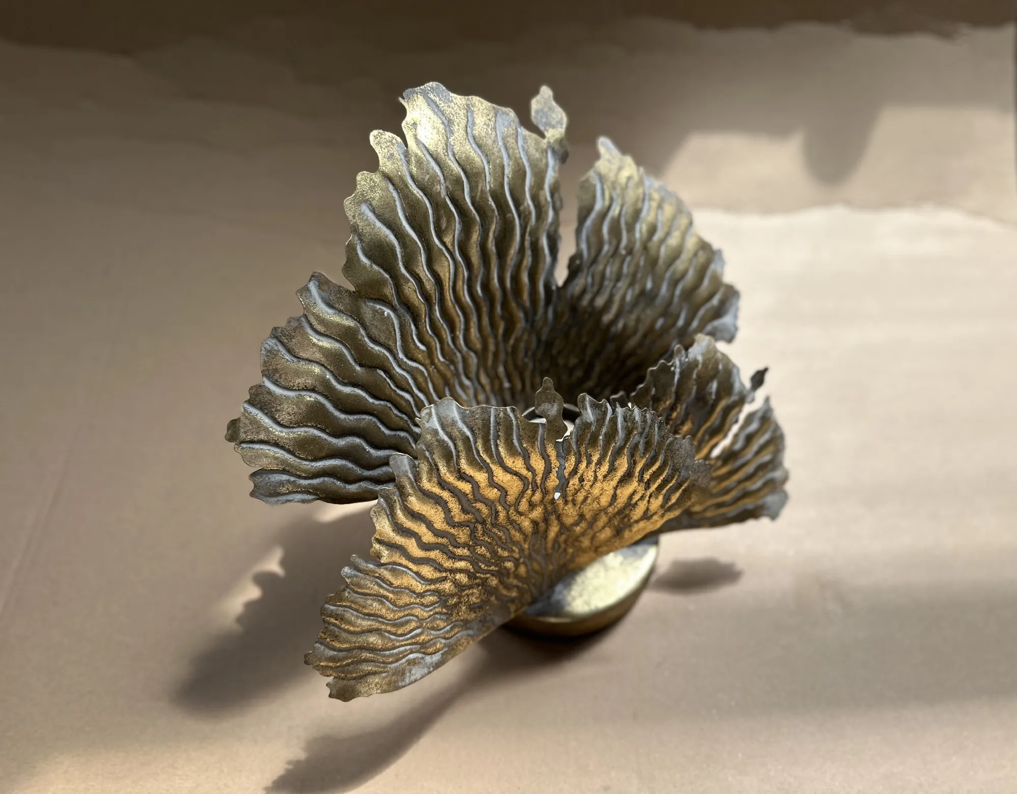 Kerzenhalter 'Tolini', gold, B 34 cm, H 28 cm, L 15 cm