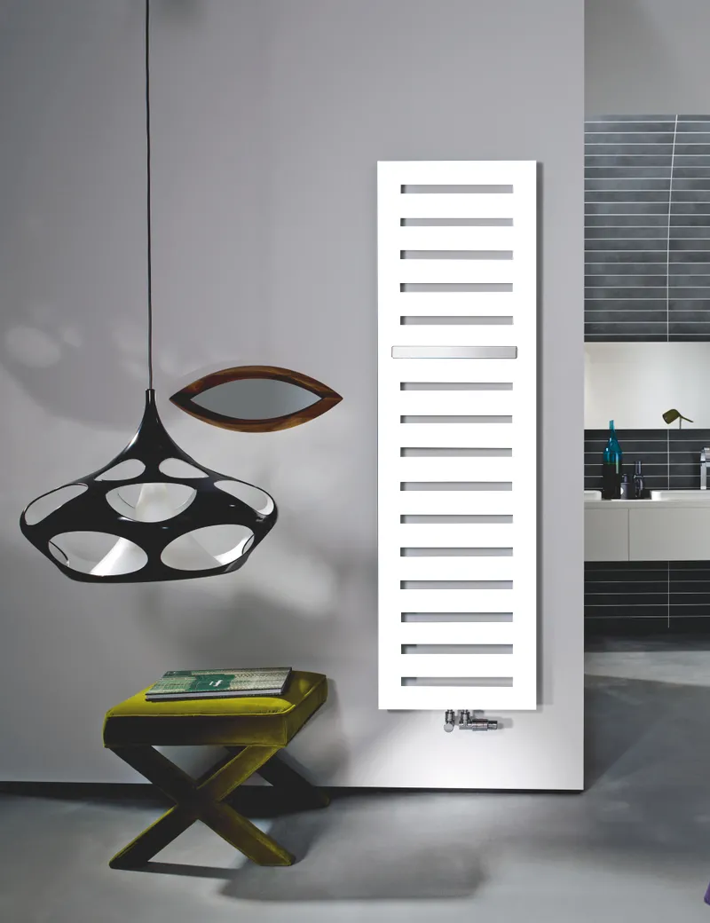 Zehnder Design-Heizkörper „Metropolitan Bar“ für Warmwasser-Zentralheizung mit 50 mm-Mittelanschluss 40 × 80,5 cm in Verkehrsweiß (RAL 9016, glänzend)