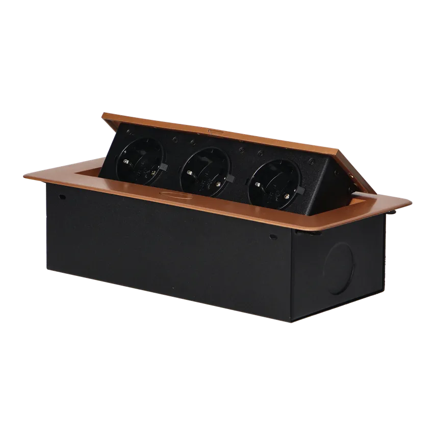 Einbaudose für Möbel mit flachem, gefrästem Rand, 3x2P+Z (Schuko), gold