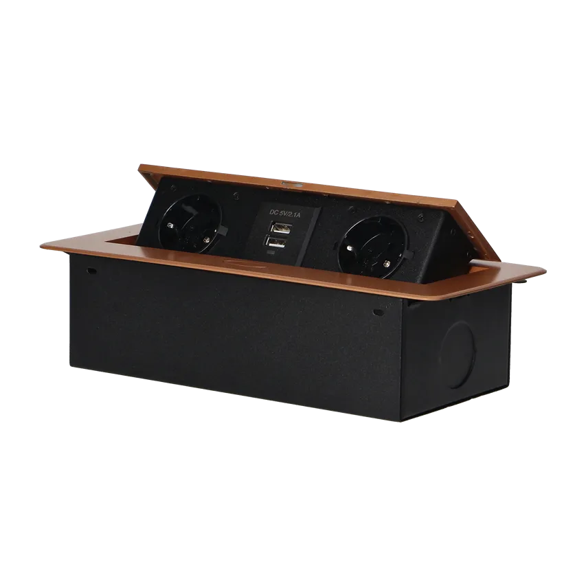 Möbeleinbaudose mit flachem Fräsrand und USB-Ladegerät, 2x2P+Z (Schuko), 2xUSB (Typ A, 2,1A), gold