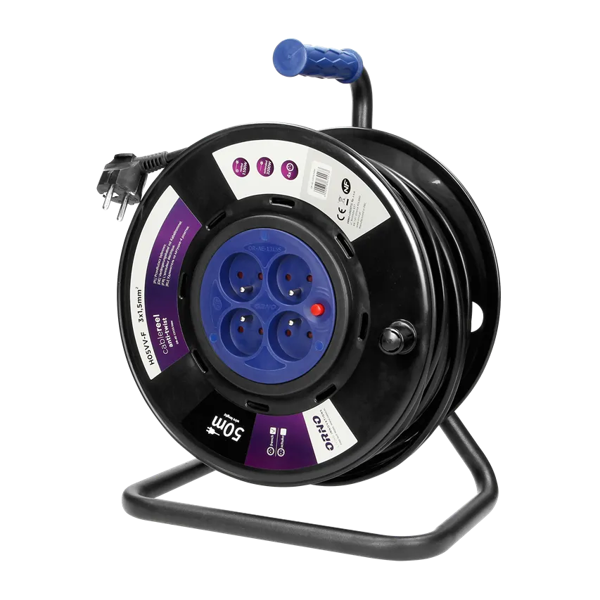 Verlängerungskabel, 4 Steckdosen 2P+Z, PVC-Kabel H05VV-F 3x1,5mm2, Länge - 50m, FIXED-Steckdosen, thermisch, Stromwegabdeckung.