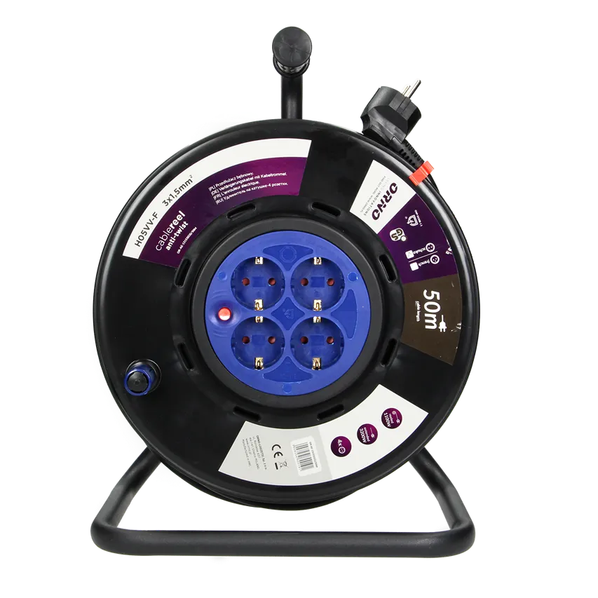 Verlängerungskabel, 4 Steckdosen 2P+Z (Schuko), PVC-Kabel H05VV-F 3x1,5mm2, Länge - 50m, FIXED Steckdosen, thermisch, Strompfadabdeckungen.