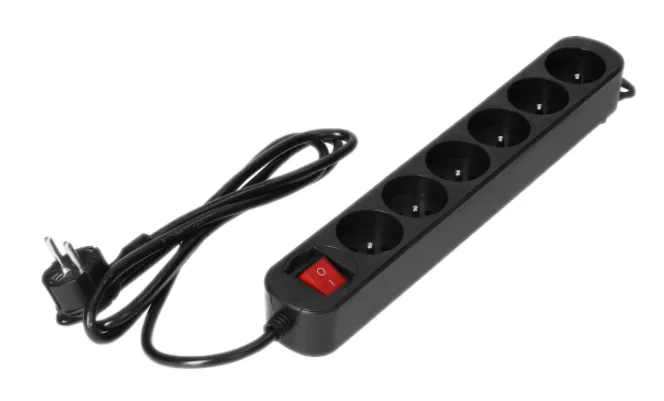 Verlängerungsleitung 6fach 2P+Z, mit Schalter, 1,5m H05VV-F 3x1,0mm2, Imax=10A, Flachstecker, schwarz